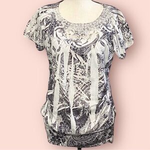 3/$10 Design Works Blouse L Embroidered Black & White